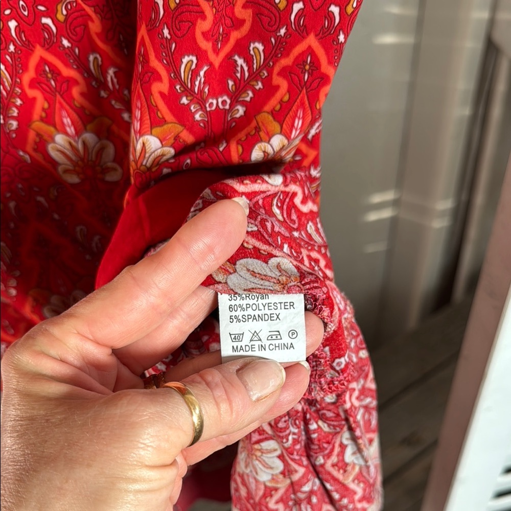 Red Sleeveless Spaghetti Strap Sundress - Picture 5 of 11